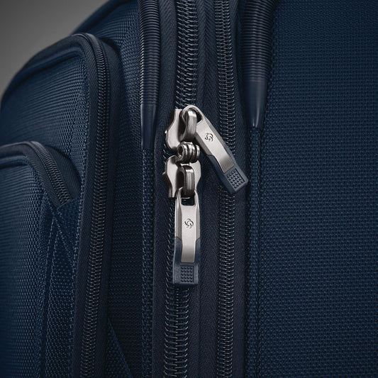 Samsonite Silhouette 16 30" Softside Spinner