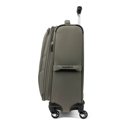 Travelpro Maxlite® 5 21" Carry-On Spinner