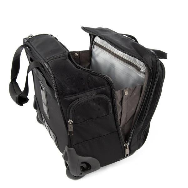 Travelpro FlightCrew™ 5 Horizontal Rolling Overnighter